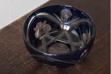 アンティーク雑貨　昭和初期　青切子ガラスボウル(深鉢、色被せ、和ガラス)(R-043403)
