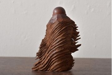 昭和期　一刀彫(肥松)　達磨木彫(彫刻、だるま大師)(R-043408)