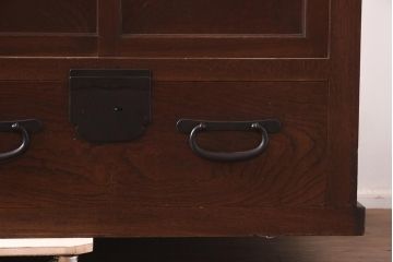 アンティーク家具　明治大正期　前面欅(ケヤキ)材・玉杢材　漆塗り　水屋箪笥サイドボード(和箪笥、サイドボード)(R-043431)