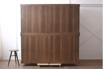 アンティーク家具　明治大正期　前面欅(ケヤキ)材・玉杢材　漆塗り　重ね水屋箪笥(和箪笥、戸棚)(R-043432)