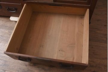 アンティーク家具　明治大正期　前面欅(ケヤキ)材・玉杢材　漆塗り　重ね水屋箪笥(和箪笥、戸棚)(R-043432)