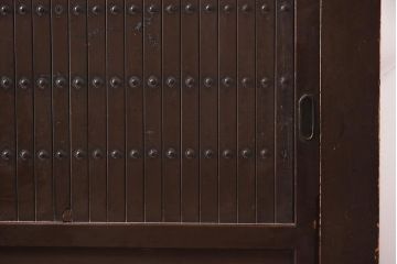 アンティーク家具　明治大正期　和の趣漂う縦桟が魅力の収納箪笥(テレビ台、ローボード、水屋箪笥、収納棚、キャビネット)(R-043434)