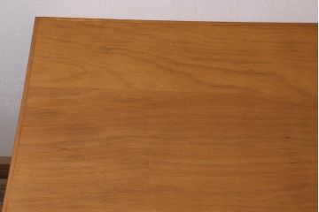 ヴィンテージ家具　北欧ビンテージ　ペイントと木色がおしゃれなデスク(片袖机、在宅ワーク、在宅用ワークデスク)(R-043438)