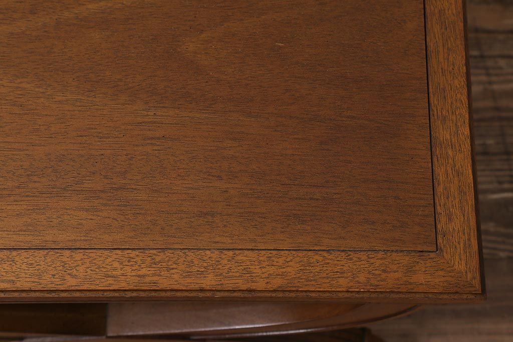 中古　DREXEL HERITAGE(ドレクセルヘリテイジ)　Triune(トライユン)　美しいフォルムが魅力のサイドテーブル(定価約20万円)(飾り台)(R-043439)