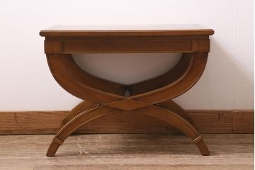 中古　DREXEL HERITAGE(ドレクセルヘリテイジ)　Triune(トライユン)　美しいフォルムが魅力のサイドテーブル(定価約20万円)(飾り台)(R-043439)