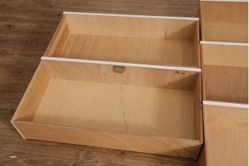 レトロ家具　昭和レトロな雰囲気漂うかわいい花柄のチェスト(タンス)(R-043445)