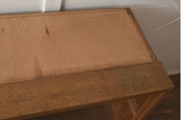 アンティーク家具　和製アンティーク　昭和中期　味わい深い雰囲気漂う戸棚(収納棚、キャビネット)(R-043449)