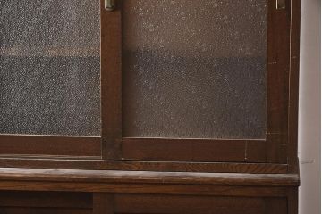和製アンティーク　昭和初期　栓材　ダイヤガラス　素朴な雰囲気が魅力の戸棚(収納棚、食器棚、キャビネット)(R-043455)