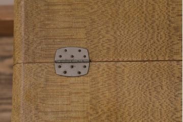 レトロ家具　美品　杢目が素敵な昭和期の裁縫箱(ソーイングボックス、小引き出し)(R-043459)