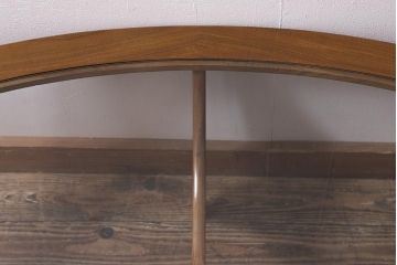 ヴィンテージ家具　北欧ビンテージ　G-plan(ジープラン)　チーク材　ガラストップのおしゃれなコーヒーテーブル(センターテーブル)(R-043462)