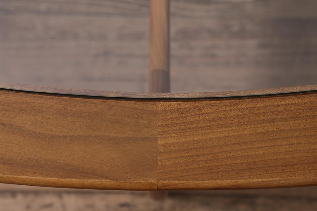 ヴィンテージ家具　北欧ビンテージ　G-plan(ジープラン)　チーク材　ガラストップのおしゃれなコーヒーテーブル(センターテーブル)(R-043462)