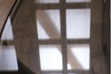 ヴィンテージ家具　北欧ビンテージ　G-plan(ジープラン)　チーク材　ガラストップのおしゃれなコーヒーテーブル(センターテーブル)(R-043462)