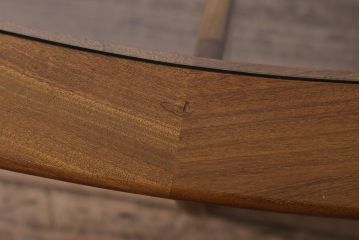 ヴィンテージ家具　北欧ビンテージ　G-plan(ジープラン)　チーク材　ガラストップのおしゃれなコーヒーテーブル(センターテーブル)(R-043462)