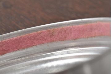 アンティーク雑貨　昭和中期　レトロで可愛らしい蓋付き猫瓶(ガラス瓶)(R-043465)