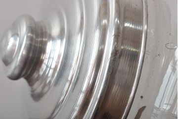 アンティーク雑貨　昭和中期　レトロで可愛らしい蓋付き猫瓶(ガラス瓶)(R-043465)