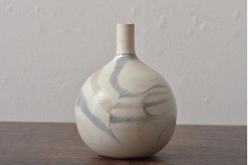 アンティーク雑貨　荒田耕治　笠間焼　墨流一輪差(花瓶、共箱)(R-043470)