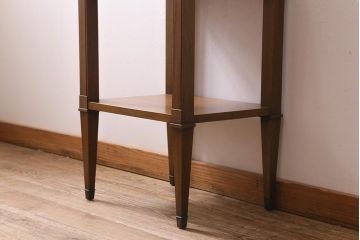 中古美品　DREXEL HERITAGE(ドレクセルヘリテイジ)　Triune(トライユン)シリーズ　クラシカルな佇まいが魅力の電話台(サイドテーブル)(定価約20万円)(R-043477)