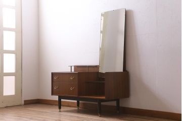 ヴィンテージ家具　北欧ビンテージ　G-PLAN(ジープラン)　BB(Black&Brass)シリーズ　希少!ユニセックスなデザインが魅力のドレッシングテーブル(姿見、ドレッサー、化粧台)(R-043482)