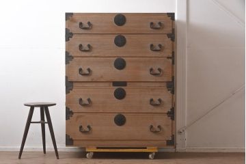 アンティーク家具　5杯　新潟産　総桐材　シンプルな重ねの衣装箪笥(引き出し、桐箪笥、桐たんす)(R-043485)