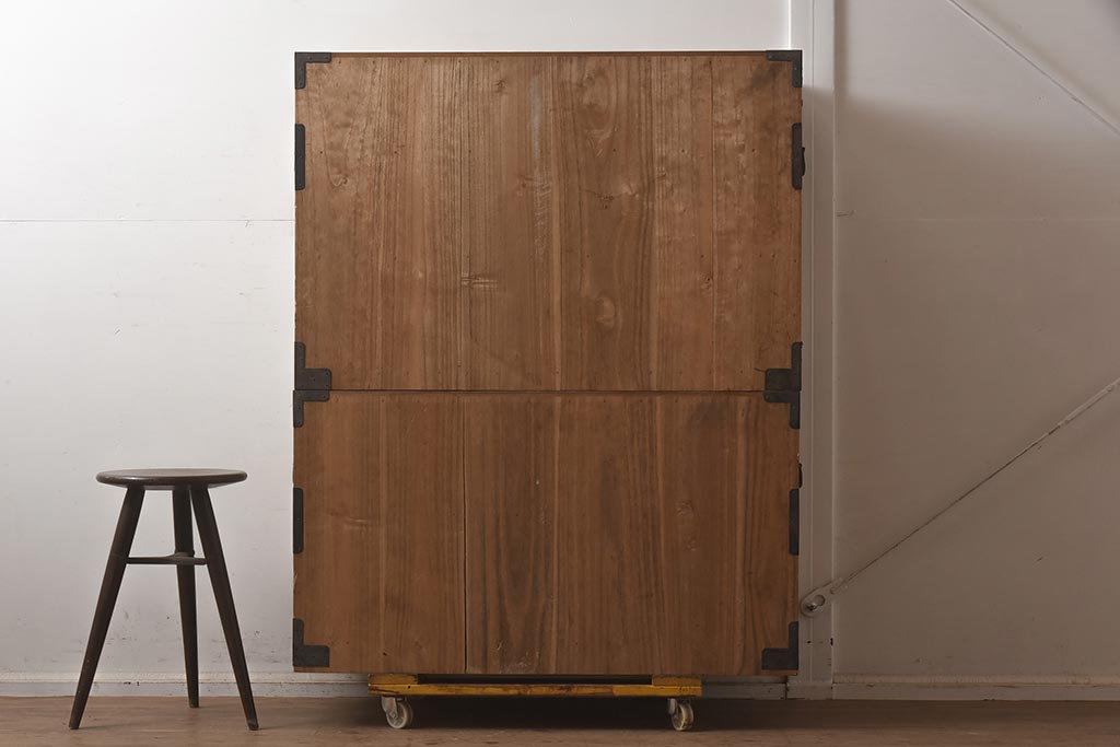 アンティーク家具　5杯　新潟産　総桐材　シンプルな重ねの衣装箪笥(引き出し、桐箪笥、桐たんす)(R-043485)