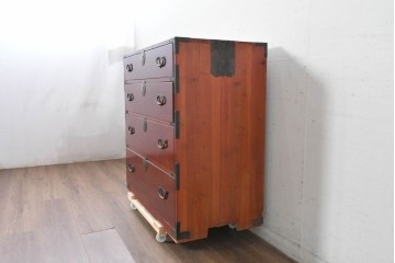 和製アンティーク　漆塗り　丸金具がアクセントの衣装箪笥　(R-043493)