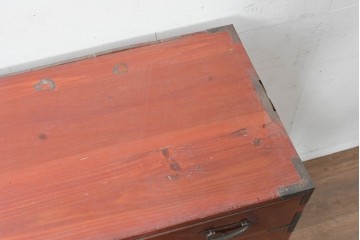 和製アンティーク　漆塗り　丸金具がアクセントの衣装箪笥　(R-043493)