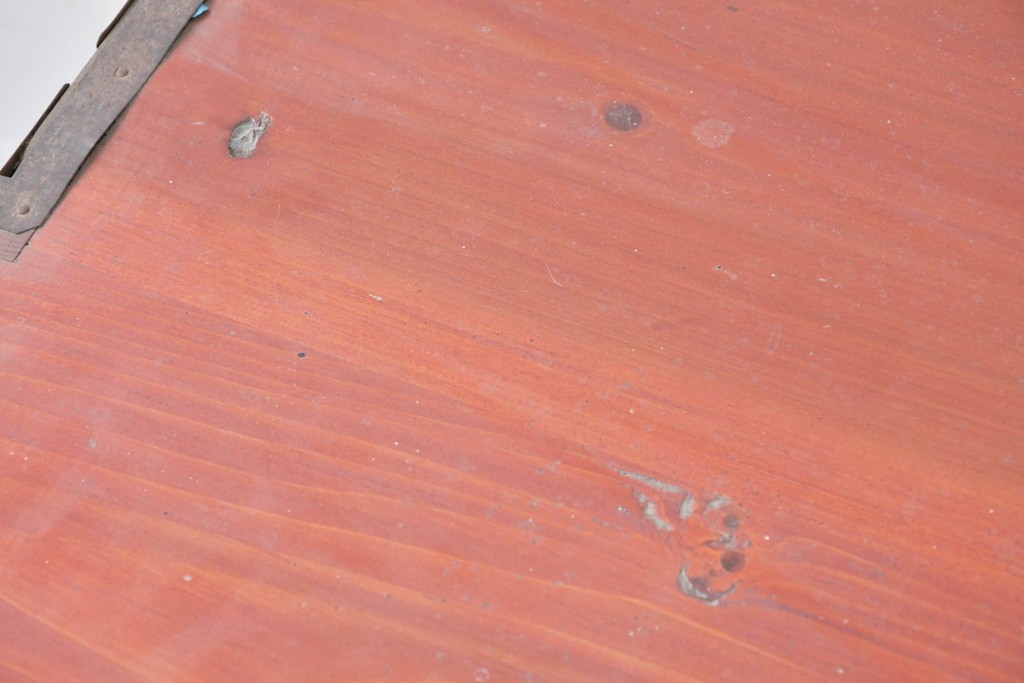 和製アンティーク　漆塗り　丸金具がアクセントの衣装箪笥　(R-043493)