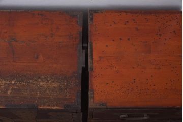 アンティーク家具　前面ヒノキ材　観音開き　和の雰囲気を高める衣装箪笥(R-043501)