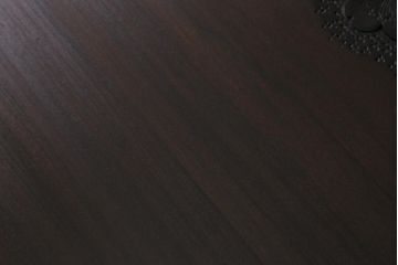 中古　美品　軽井沢彫り　レアな横長サイズ!美しい桜の意匠が目を惹く戸棚(収納棚、キャビネット、テレビ台、ローボード)(R-043503)