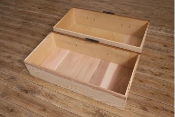 アンティーク家具　時代箪笥リメイク　ヒノキ材　棚付きの和風サイドボード(衣装箪笥)(R-043507)