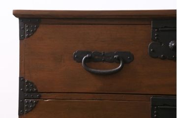 アンティーク家具　時代箪笥リメイク　ヒノキ材　棚付きの和風サイドボード(衣装箪笥)(R-043507)