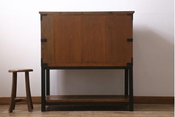 アンティーク家具　時代箪笥リメイク　ヒノキ材　棚付きの和風サイドボード(衣装箪笥)(R-043507)
