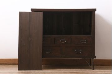 アンティーク家具　引き出し付き　木味が魅力の鉄脚リビングボード(ガラス戸棚、収納棚、キャビネット)(R-043508)