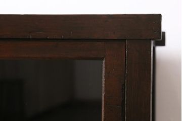 アンティーク家具　引き出し付き　木味が魅力の鉄脚リビングボード(ガラス戸棚、収納棚、キャビネット)(R-043508)