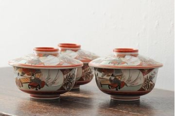 アンティーク雑貨　明治期　九谷焼赤絵蓋茶碗3客(和食器)(R-043515)