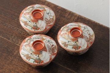 アンティーク雑貨　明治期　九谷焼赤絵蓋茶碗3客(和食器)(R-043515)