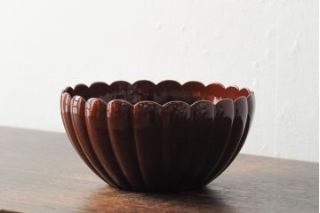 箱付き　昭和初期　平安象彦　鶴蒔絵　菊型菓子鉢(漆器)(R-043518)