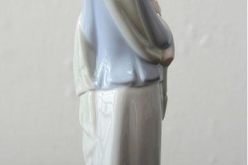 リヤドロ(LLADRO)　希少　ユリを持つ少女　GIRL WITH FLOWERS(オブジェ、置き物)(R-043526)