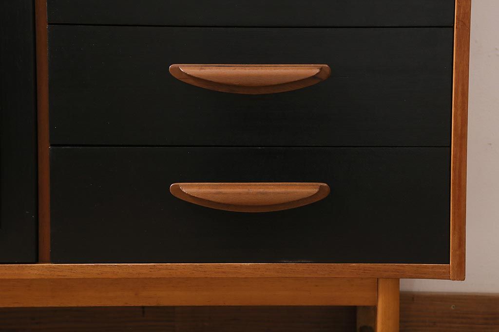 ヴィンテージ家具　STONEHILL　ミッドセンチュリーなルームディバイダー(飾り棚、キャビネット、ビンテージ)(R-043531)