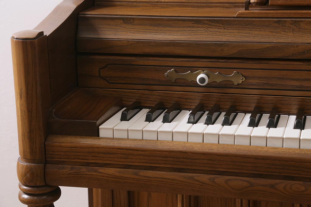 中古 アメリカ製 WURLTZER(ワーリッツァー) モデル2860 シリアル1737198 コンソールピアノ・スツールセット(定価約150〜200万円)(R-043532)