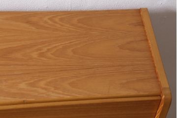 ヴィンテージ家具　北欧ビンテージ　Remploy　ワンルームにもおすすめなライティングビューロー(デスク、在宅ワーク、在宅用簿記机)(R-043536)