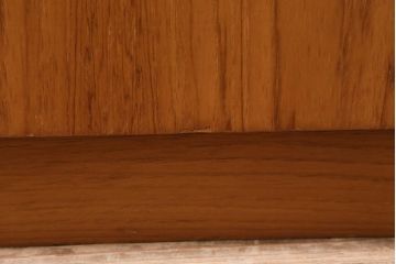 ヴィンテージ家具　北欧ビンテージ　Remploy　ワンルームにもおすすめなライティングビューロー(デスク、在宅ワーク、在宅用簿記机)(R-043536)