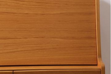 ヴィンテージ家具　北欧ビンテージ　Remploy　ワンルームにもおすすめなライティングビューロー(デスク、在宅ワーク、在宅用簿記机)(R-043536)