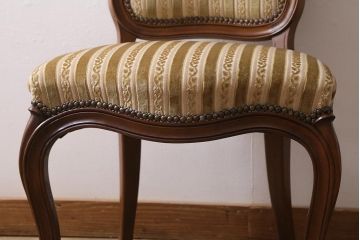 中古　DREXEL HERITAGE(ドレクセルヘリテイジ)　Et Cetera(エトセトラ)　高級感漂うサイドチェア(ダイニングチェア)(定価約20万円)(R-043537)