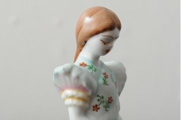 ハンガリー　HOLLOHAZA(ホロハーザ)　少女とカモメの陶器人形2個セット(オブジェ、置き物)(R-043541)