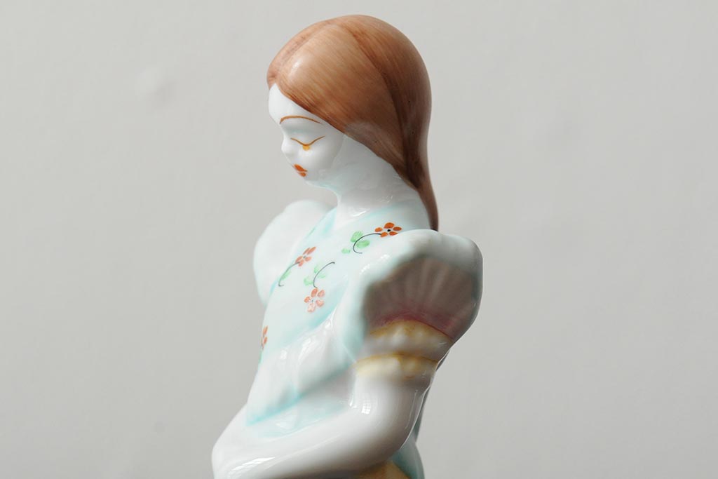 ハンガリー　HOLLOHAZA(ホロハーザ)　少女とカモメの陶器人形2個セット(オブジェ、置き物)(R-043541)