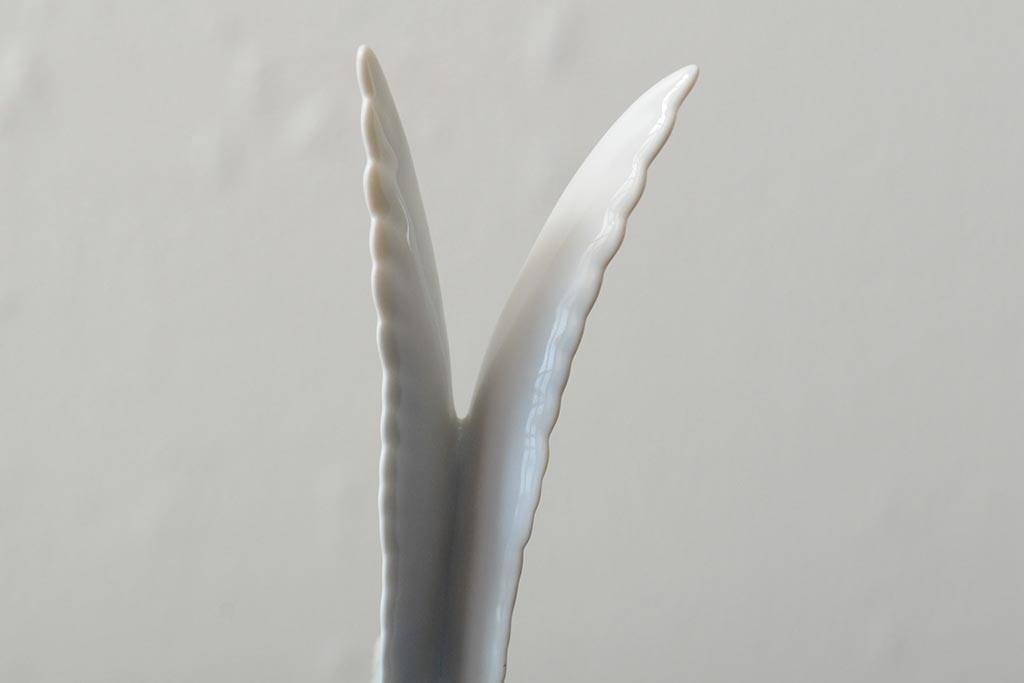 ハンガリー　HOLLOHAZA(ホロハーザ)　少女とカモメの陶器人形2個セット(オブジェ、置き物)(R-043541)