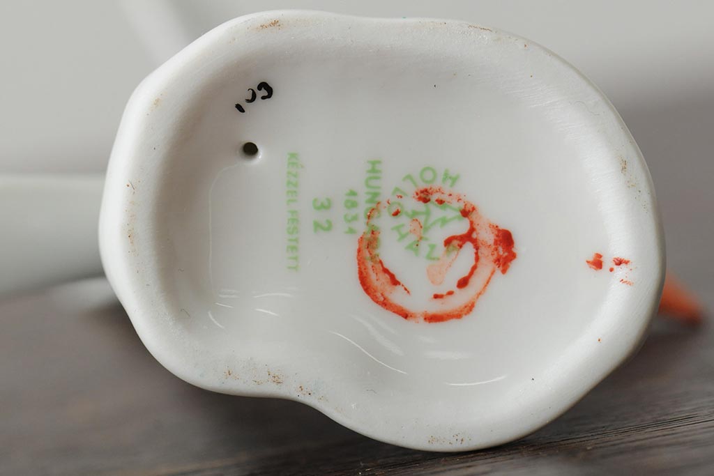 ハンガリー　HOLLOHAZA(ホロハーザ)　少女とカモメの陶器人形2個セット(オブジェ、置き物)(R-043541)