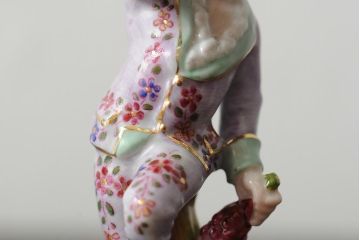 ドイツ?　フィギュリン4個セット　オクトーバーフェスト?　モーツァルト　他2体(陶器置物、オブジェ)(R-043543)