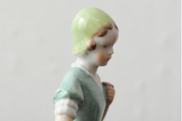 ハンガリー　HEREND(ヘレンド)　少女と鳥の置物2個セット(フィギリン、人形、西洋陶磁器)(R-043544)